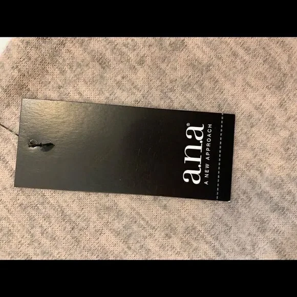 NWT A.N.A rose quartz bell sleeve NWT Sweater - Picture 10 of 11